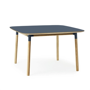 Normann Copenhagen Form ruokapöytä 120 x 120 cm sininen/tammi