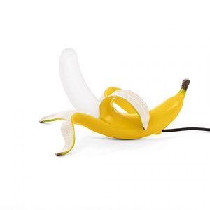 Seletti Studio Job Banana Pöytävalaisin Dewey Keltainen