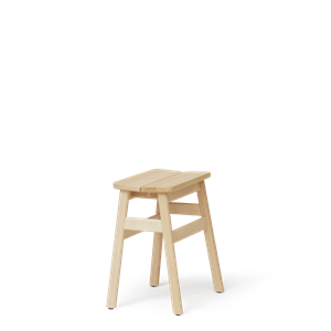 Form & Refine Angle Standard Stool 45 Pyökki