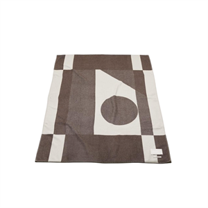FORMARKIVET Big Logo Rug Vaalean beige/Umber Brown