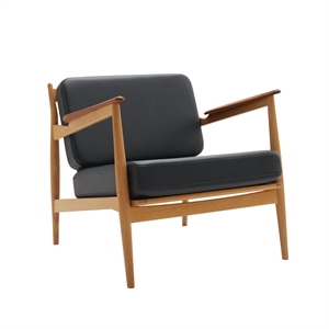 Magnus Olesen 107 Armchair Oiled Oak/Oiled Teak/Black Savannah 30314